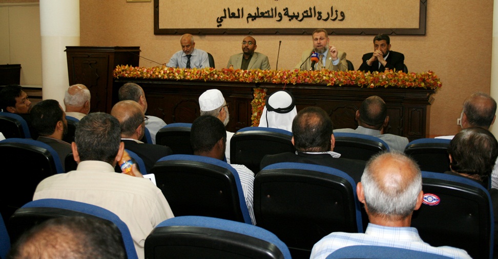 0MinisterConvoy2012May4