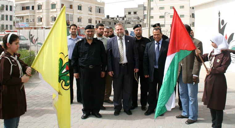 0MinisterDrilCivic2012April1