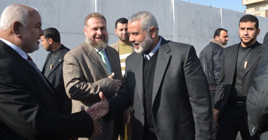 YafaSchoolMinisterPm2011Dec